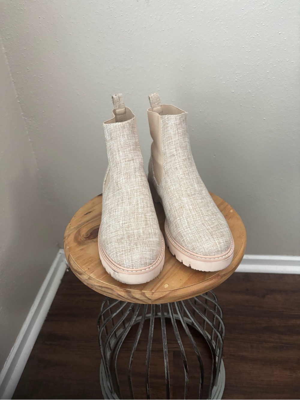 Dolce Vita Beige Linen-Textured Chelsea Booties